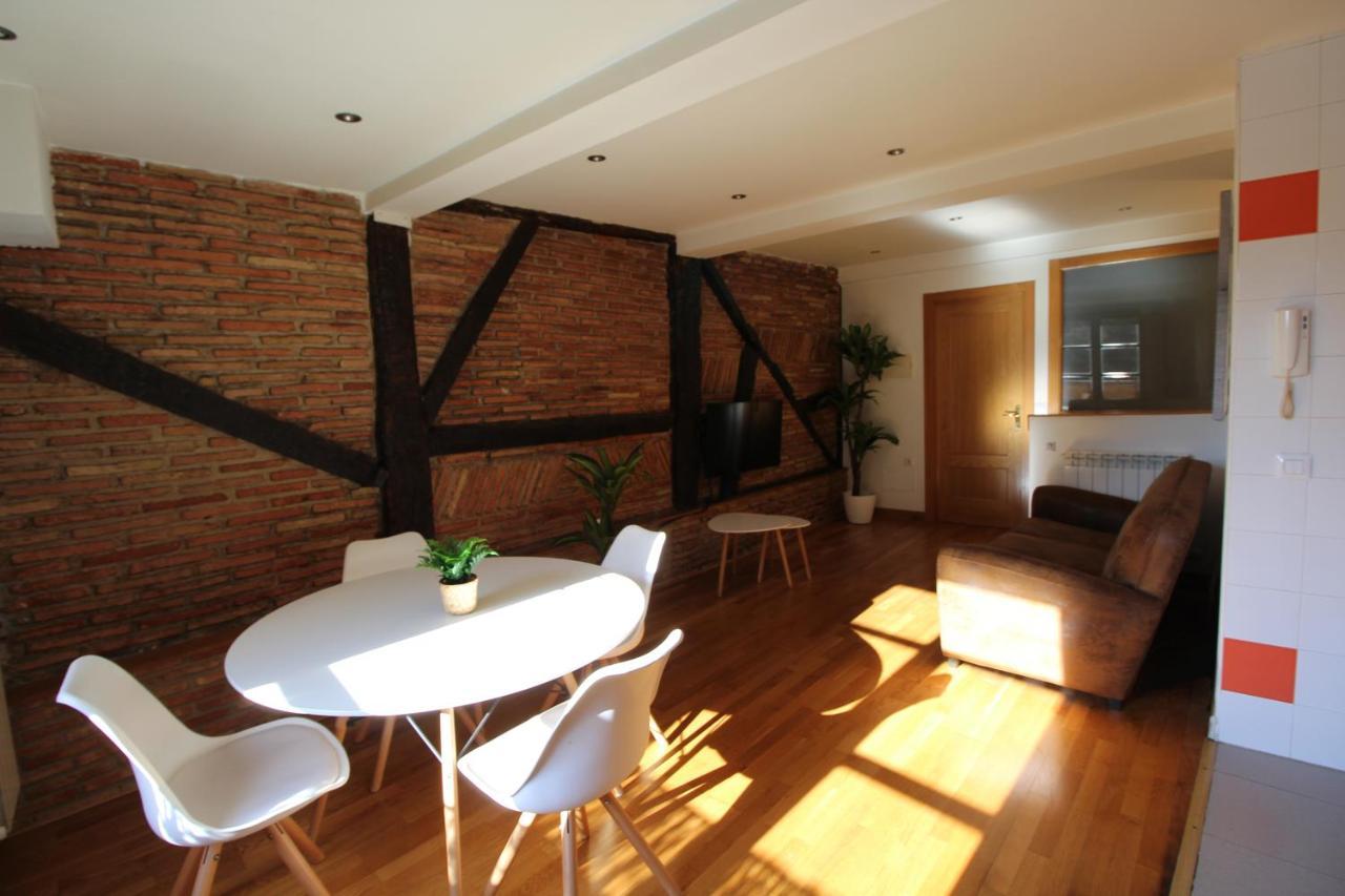 Monkeys House. Apartment Vitoria-Gasteiz Bagian luar foto